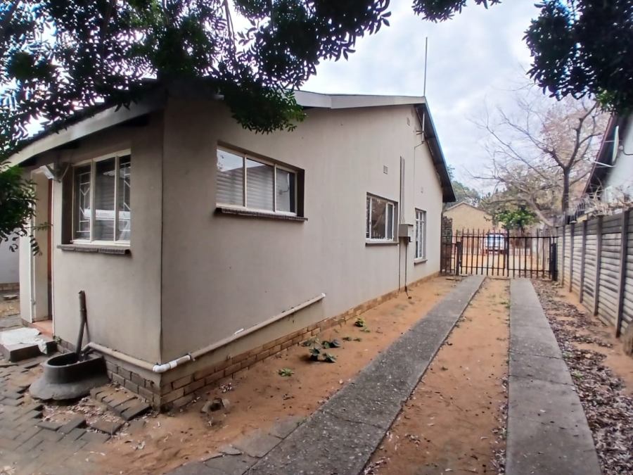 To Let commercial Property for Rent in Rustenburg Central North West